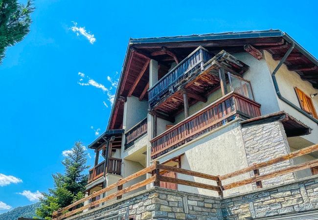 Appartamento a Oulx - Appartamento Bellavista - Affitti Brevi Italia Appartamento a Oulx - Appartamento Bellavista - Affitti Brevi Italia