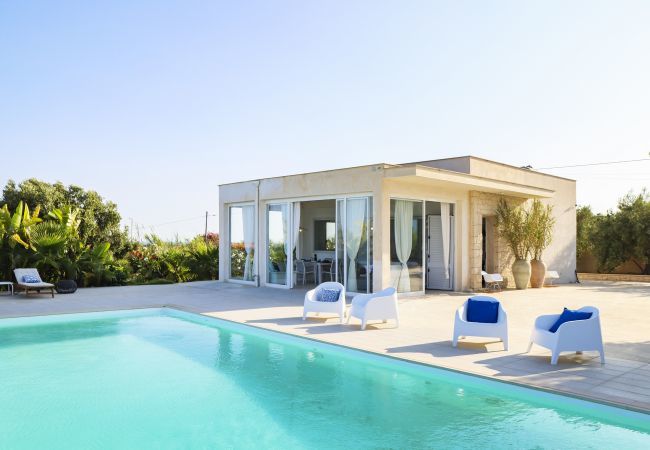 Villa a Ispica - VILLA LE GIOE DELLA VITA - Affitti Brevi Italia Villa a Ispica - VILLA LE GIOE DELLA VITA - Affitti Brevi Italia