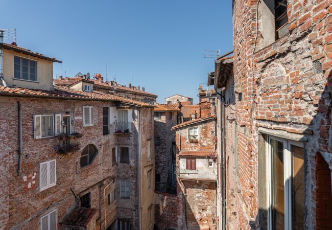 Appartamento a Lucca - Terrazza Napoleone - Affitti Brevi Italia Appartamento a Lucca - Terrazza Napoleone - Affitti Brevi Italia