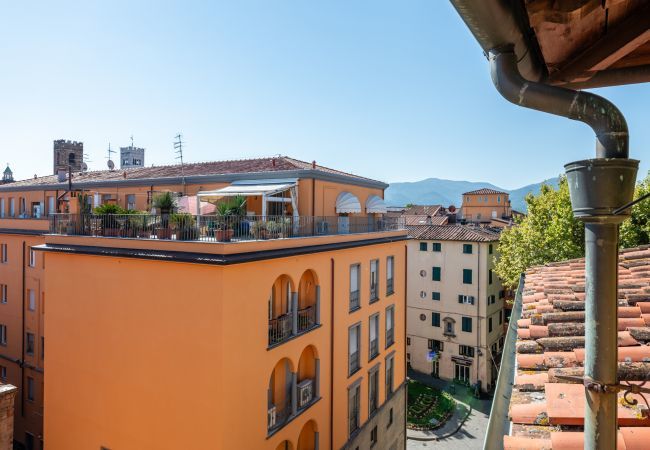 Appartamento a Lucca - Terrazza Napoleone - Affitti Brevi Italia Appartamento a Lucca - Terrazza Napoleone - Affitti Brevi Italia