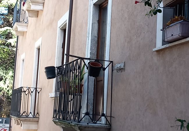 Appartamento a L´Aquila - Appartamento Porta CASTELLO - Affitti Brevi Italia Appartamento a L´Aquila - Appartamento Porta CASTELLO - Affitti Brevi Italia