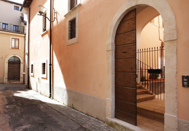 Appartamento a L´Aquila - Appartamento Eden - Affitti Brevi Italia Appartamento a L´Aquila - Appartamento Eden - Affitti Brevi Italia