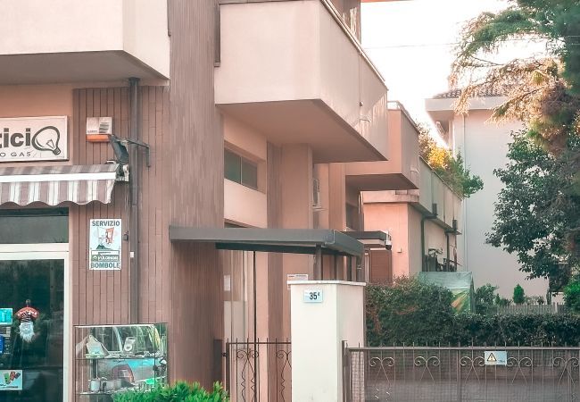 Appartamento a Rimini - Appartamento Rivazzurra 35 - Affitti Brevi Italia Appartamento a Rimini - Appartamento Rivazzurra 35 - Affitti Brevi Italia