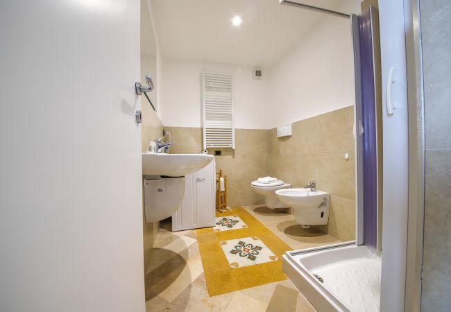 bagno Garibaldi   Affitti Brevi Italia Appartamento a Gravina in Puglia - Garibaldi - Affitti Brevi Italia