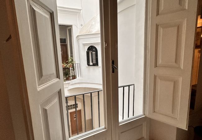 Appartamento a Bari - Appartamento Pietra di mare - Affitti Brevi Italia Appartamento a Bari - Appartamento Pietra di mare - Affitti Brevi Italia