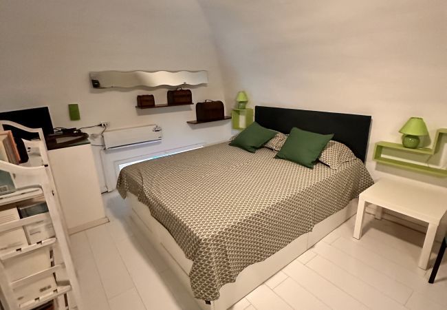 Appartamento a Bari - Appartamento Pietra di mare - Affitti Brevi Italia Appartamento a Bari - Appartamento Pietra di mare - Affitti Brevi Italia