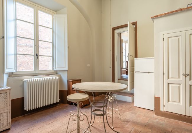Studio a Lucca - Room Trionfo all'Anfiteatro - Affitti Brevi Italia Studio a Lucca - Room Trionfo all'Anfiteatro - Affitti Brevi Italia