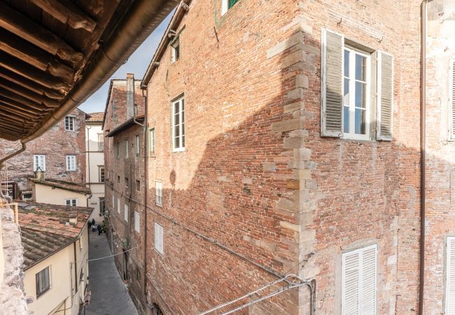 Studio a Lucca - Room Trionfo all'Anfiteatro - Affitti Brevi Italia Studio a Lucca - Room Trionfo all'Anfiteatro - Affitti Brevi Italia
