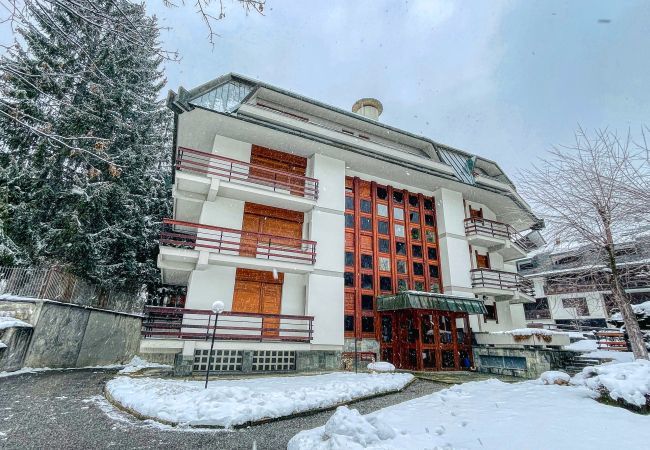 Appartamento a Bardonecchia - Appartamento Roma 79 - Affitti Brevi Italia Appartamento a Bardonecchia - Appartamento Roma 79 - Affitti Brevi Italia