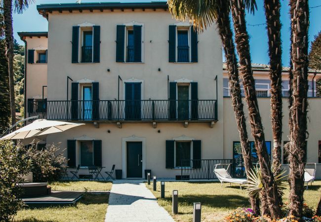 Affitto per camere a Lesa - Ninfee Suite in Gio&Leo GuestHouse - Lakeside L&B