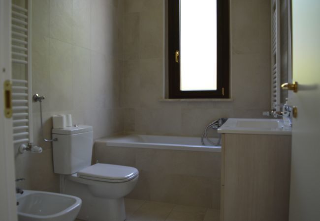 Appartamento a L´Aquila - Casa Titti - Affitti Brevi Italia Appartamento a L´Aquila - Casa Titti - Affitti Brevi Italia