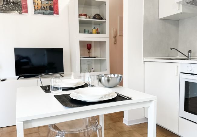 Sala da pranzo Appartamento del Parco Affitti Brevi Italia Appartamento a Rimini - Appartamento Del Parco - Affitti Brevi Italia