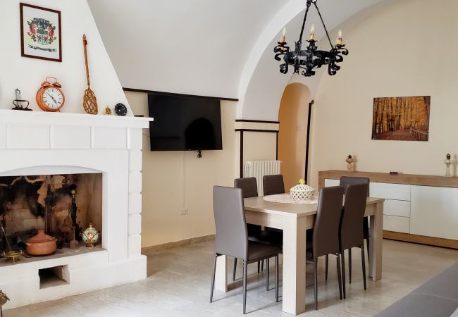 Appartamento a Monte Sant´Angelo - Apartment Dimora Maggi 1 al Caminetto - Affitti Br Appartamento a Monte Sant´Angelo - Apartment Dimora Maggi 1 al Caminetto - Affitti Br