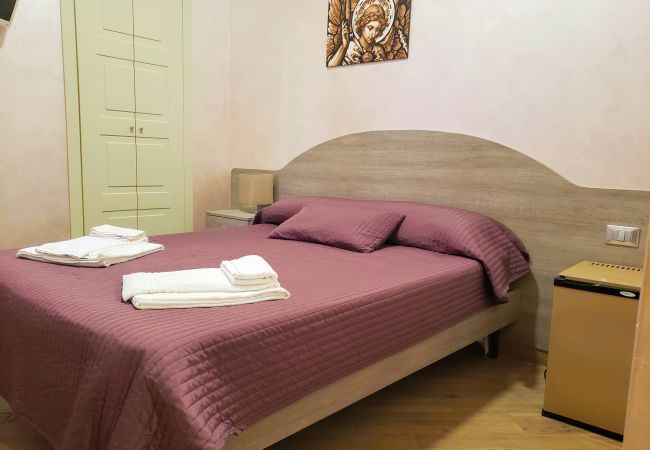 Affitto per camere a Monte Sant´Angelo - Room San Gabriele - Affitti Brevi Italia Affitto per camere a Monte Sant´Angelo - Room San Gabriele - Affitti Brevi Italia