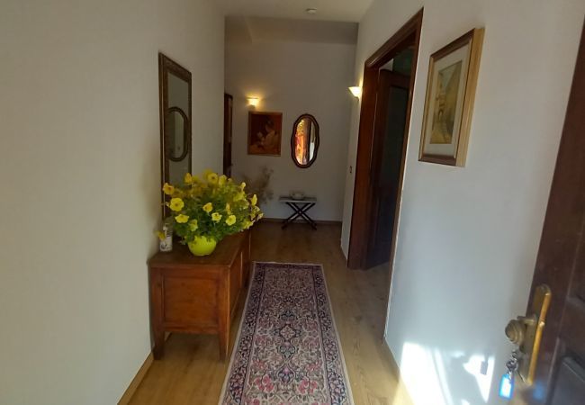 Villa a Caporciano - Villa Rosa-Affitti Brevi Italia Villa a Caporciano - Villa Rosa-Affitti Brevi Italia