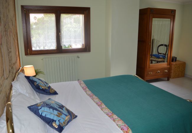 Villa a Caporciano - Villa Rosa-Affitti Brevi Italia Villa a Caporciano - Villa Rosa-Affitti Brevi Italia