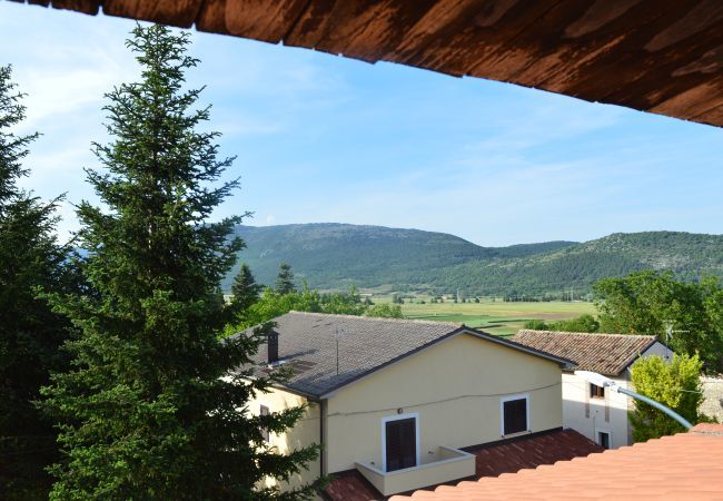 Villa a Caporciano - Villa Rosa-Affitti Brevi Italia Villa a Caporciano - Villa Rosa-Affitti Brevi Italia