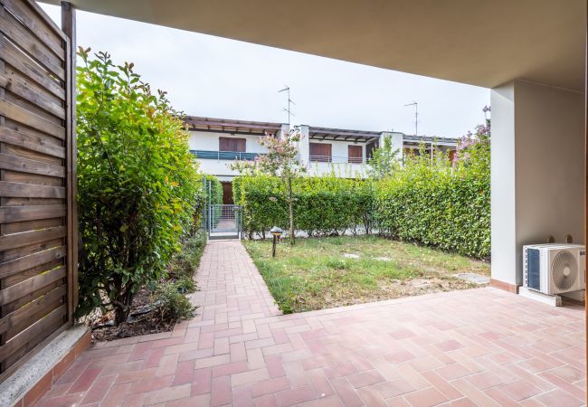 Appartamento a Casal Borsetti - Via Del Paradello n.46 - Affitti Brevi Italia Appartamento a Casal Borsetti - Via Del Paradello n.46 - Affitti Brevi Italia
