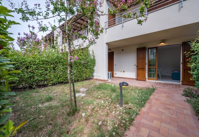 Appartamento a Casal Borsetti - Via Del Paradello n.70 - Affitti Brevi Italia Appartamento a Casal Borsetti - Via Del Paradello n.70 - Affitti Brevi Italia