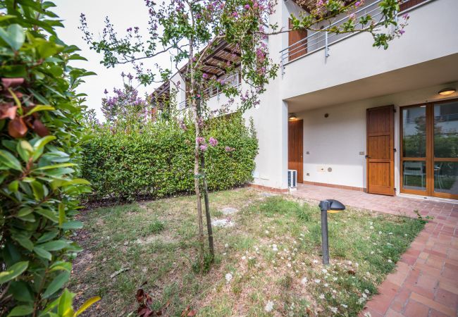 Appartamento a Casal Borsetti - Via Del Paradello n.70 - Affitti Brevi Italia Appartamento a Casal Borsetti - Via Del Paradello n.70 - Affitti Brevi Italia