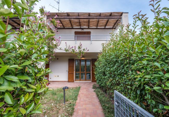 Appartamento a Casal Borsetti - Via Del Paradello n.70 - Affitti Brevi Italia Appartamento a Casal Borsetti - Via Del Paradello n.70 - Affitti Brevi Italia