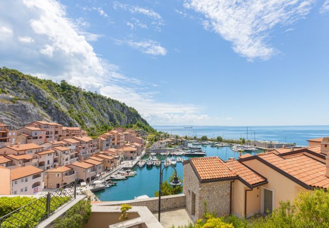 Appartamento a Duino-Aurisina - Topazio nel Borgo - Portopiccolo Apartments Appartamento a Duino-Aurisina - Topazio nel Borgo - Portopiccolo Apartments