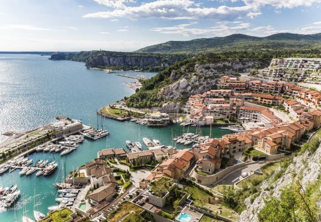 Appartamento a Duino-Aurisina - Topazio nel Borgo - Portopiccolo Apartments Appartamento a Duino-Aurisina - Topazio nel Borgo - Portopiccolo Apartments