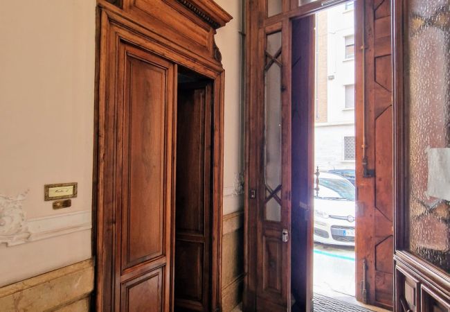 Appartamento a Torino - MH INN VINZAGLIO - Affitti Brevi Italia Appartamento a Torino - MH INN VINZAGLIO - Affitti Brevi Italia