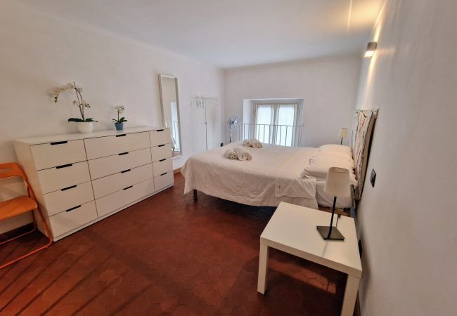 Appartamento a Torino - MH INN VINZAGLIO - Affitti Brevi Italia Appartamento a Torino - MH INN VINZAGLIO - Affitti Brevi Italia