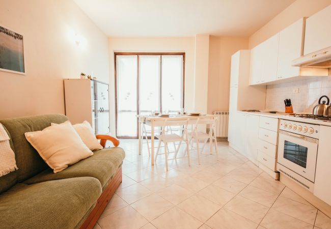 Appartamento a Luni Mare - L'Ulivo - Lakeside L&B