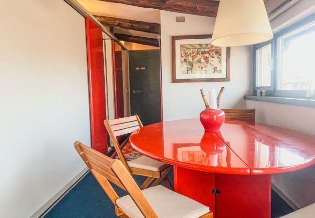 Appartamento a Torino - MH INN LOFT REGIO - Affitti Brevi Italia Appartamento a Torino - MH INN LOFT REGIO - Affitti Brevi Italia