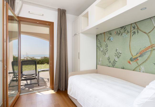 Appartamento a Duino-Aurisina - Giardino Fiorito - Portopiccolo Apartments Appartamento a Duino-Aurisina - Giardino Fiorito - Portopiccolo Apartments