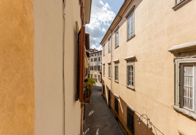 Appartamento a Lucca - Eloisa Apartment - Affitti Brevi Italia Appartamento a Lucca - Eloisa Apartment - Affitti Brevi Italia