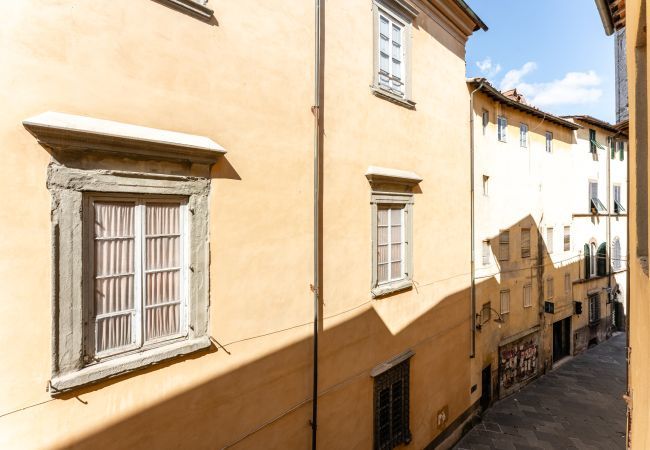 Appartamento a Lucca - Eloisa Apartment - Affitti Brevi Italia Appartamento a Lucca - Eloisa Apartment - Affitti Brevi Italia