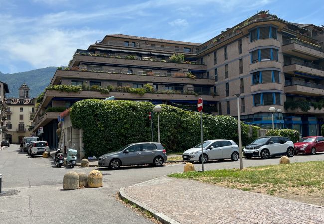 Appartamento a Lecco - Raffaello Apartment - Affitti Brevi Italia Appartamento a Lecco - Raffaello Apartment - Affitti Brevi Italia