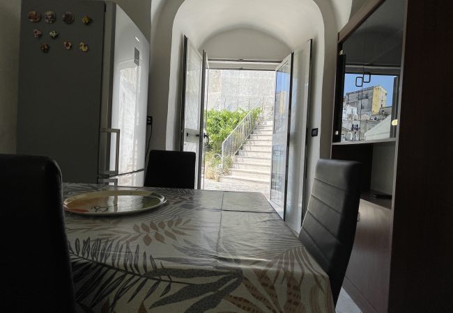 Casa a Monte Sant´Angelo - Casa Roberta - Affitti Brevi Italia Casa a Monte Sant´Angelo - Casa Roberta - Affitti Brevi Italia