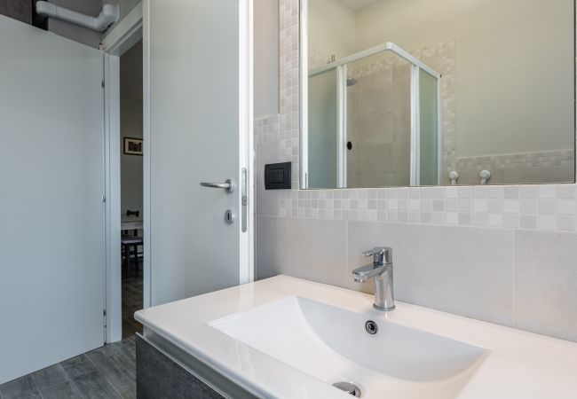Appartamento a Lucca - San Concordio Grey - Affitti Brevi Italia - Appartamento a Lucca - San Concordio Grey - Affitti Brevi Italia -