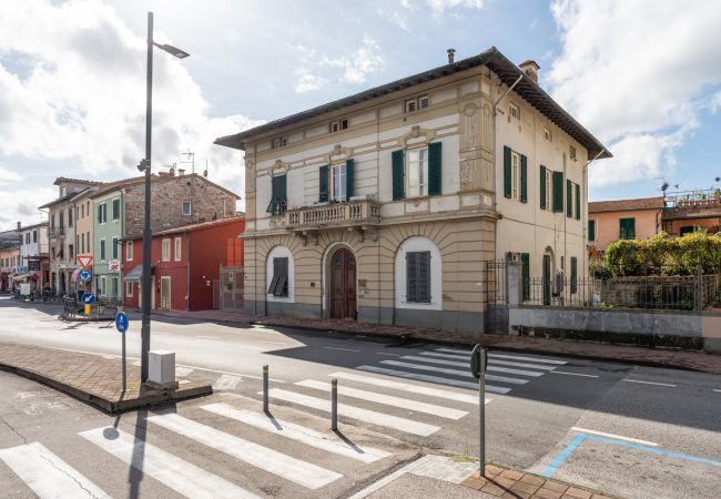 Appartamento a Lucca - Mansarda Norina - Affitti Brevi Italia Appartamento a Lucca - Mansarda Norina - Affitti Brevi Italia