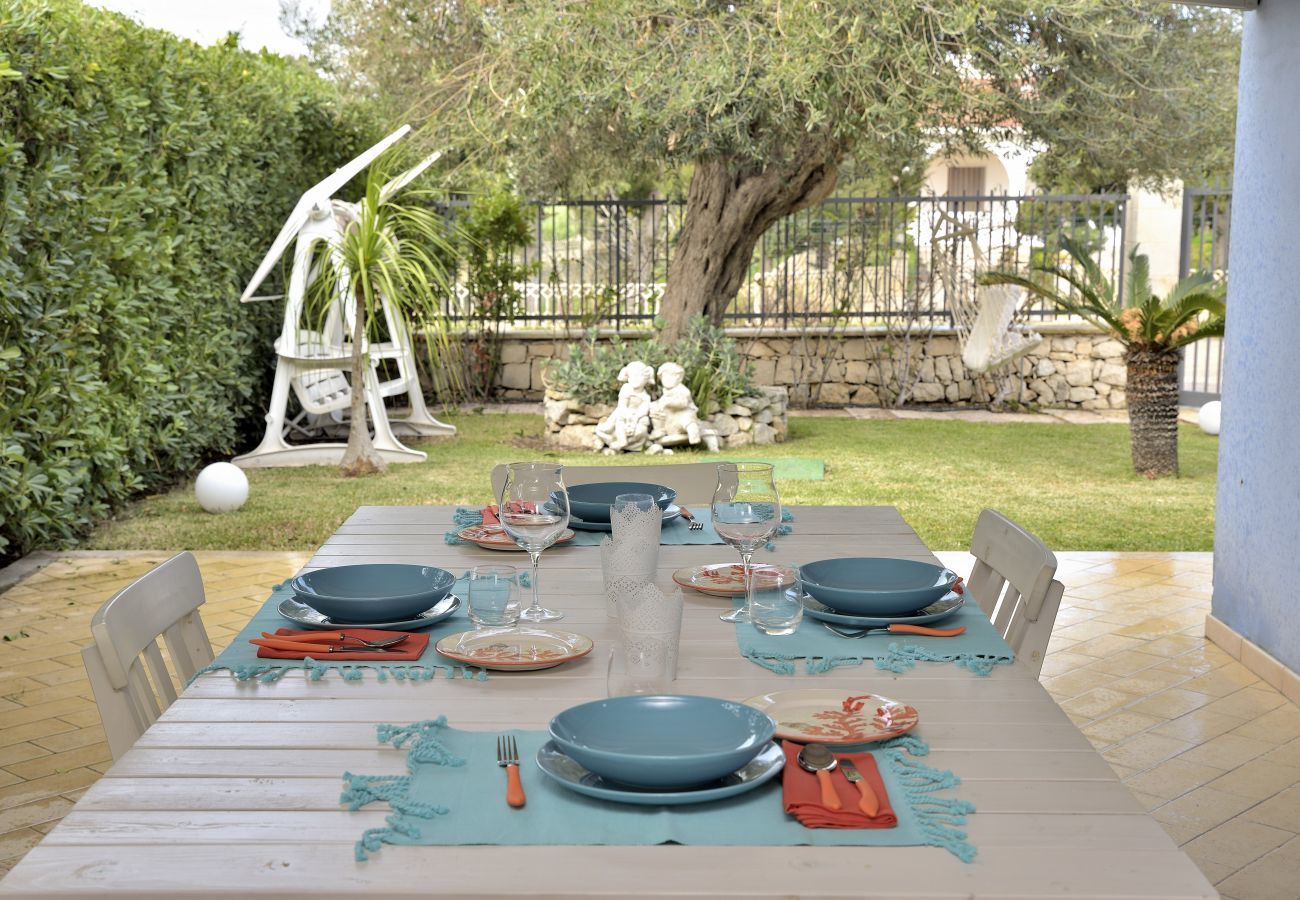 giardino VILLA RELAX & COMFORT Solo Affitti Brevi  Villa a Pozzallo - VILLA RELAX & COMFORT - Affitti Brevi Italia