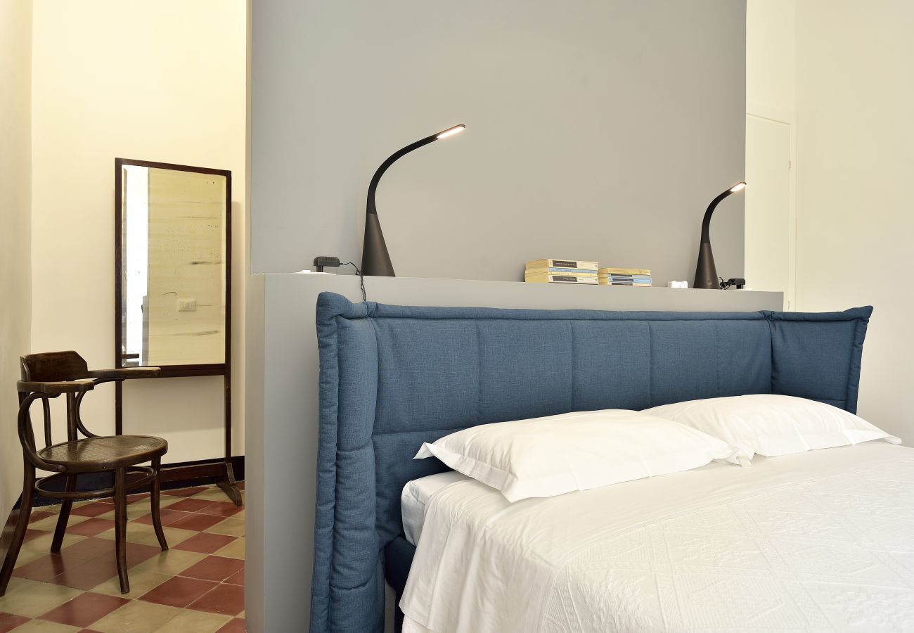 camera da letto Domus SBIRCIO' Affitti Brevi Italia Appartamento a Modica - DOMUS SBIRCIÒ - Affitti Brevi Italia