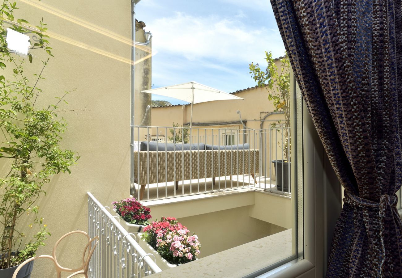 dettagli Domus SBIRCIO' Affitti Brevi Italia  Appartamento a Modica - DOMUS SBIRCIÒ - Affitti Brevi Italia