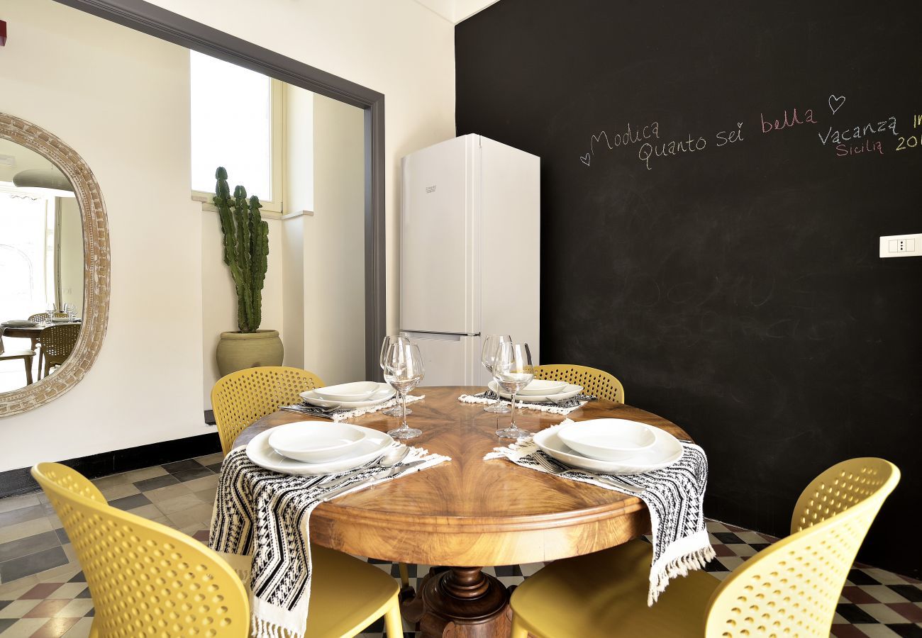 cucina Domus SBIRCIO' Affitti Brevi Italia  Appartamento a Modica - DOMUS SBIRCIÒ - Affitti Brevi Italia