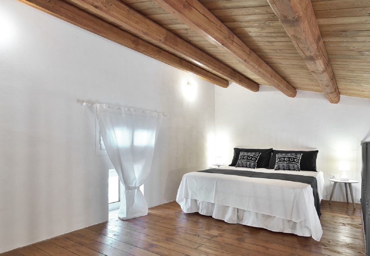 camera da letto CASA DEI LIMONI con piscina BLU Affitti Brevi Italia Villa a Noto - CASA DEI LIMONI CON PISCINA BLU