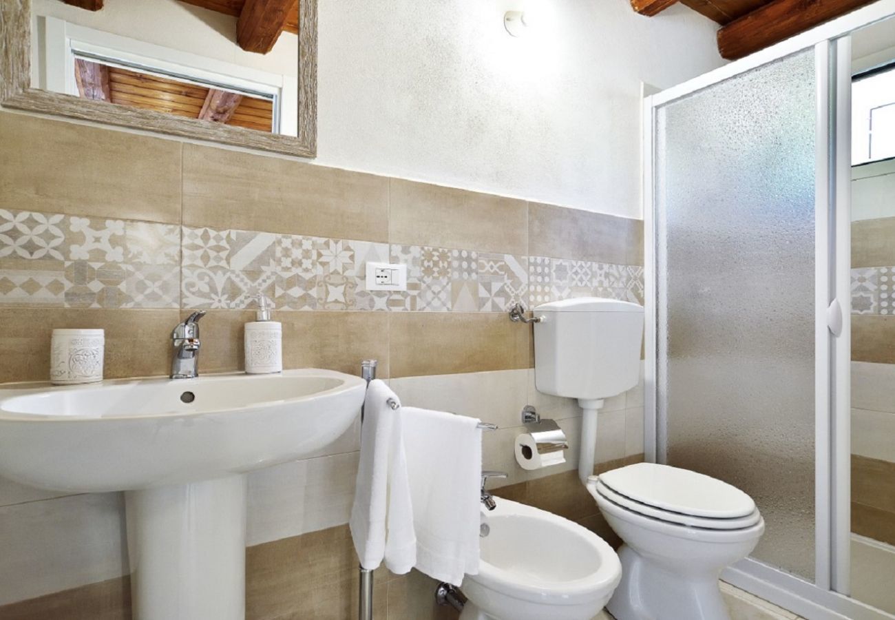 bagno CASA DEI LIMONI with swimming pool BLU Affitti Brevi Italia Villa a Noto - CASA DEI LIMONI CON PISCINA BLU