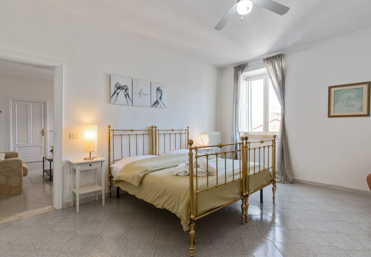 camera da letto A due passi dal ponte Affitti Brevi Italia Appartamento a Gravina in Puglia - A due passi dal ponte Apartment - Affitti Brevi It