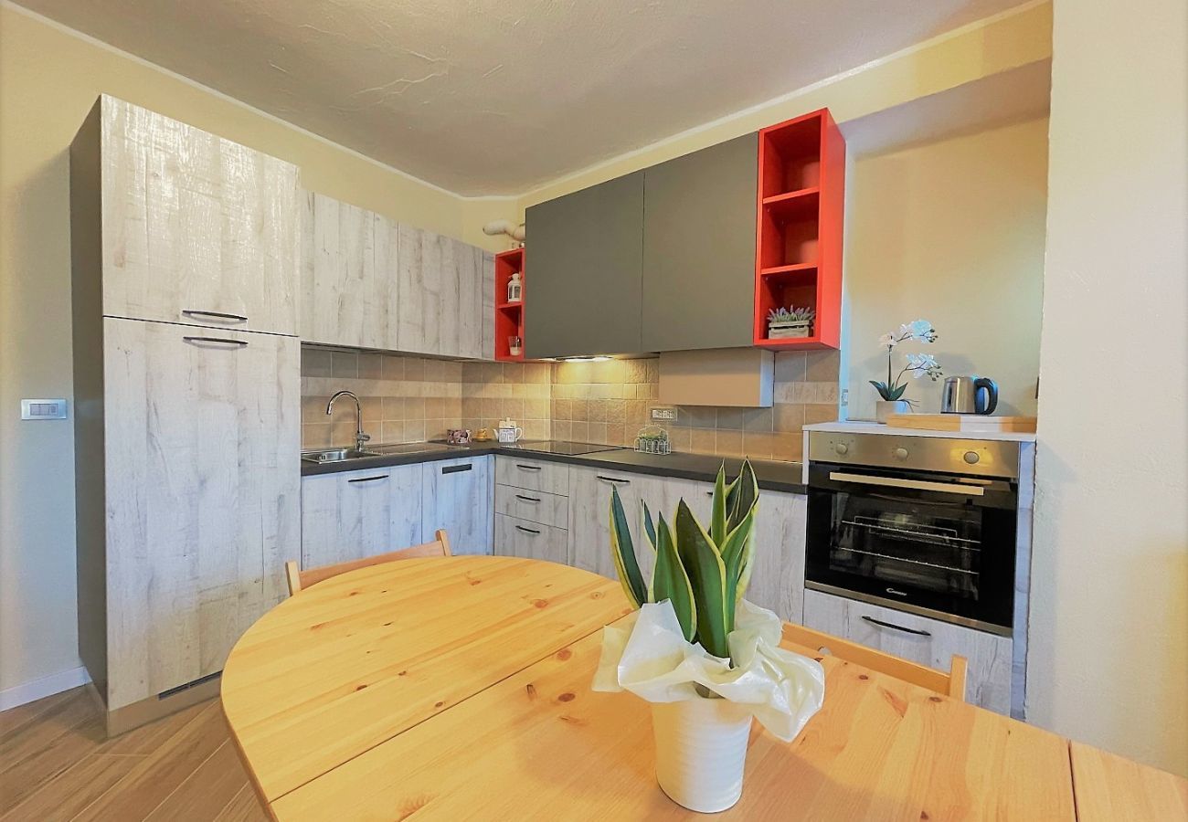 Cucina La Baita Case Contrada Pradella Affitti Brevi Italia Appartamento a Triangia - Appartamento La Baita Case Contrada Pradella