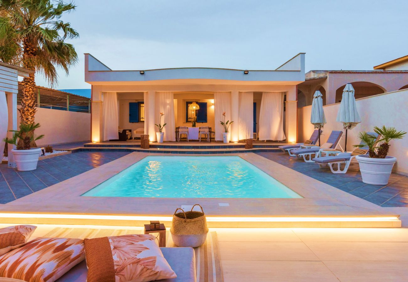 Villa a Ispica - VILLA Soave  Mare e Piscina - Affitti Brevi Italia Villa a Ispica - VILLA Soave  Mare e Piscina - Affitti Brevi Italia