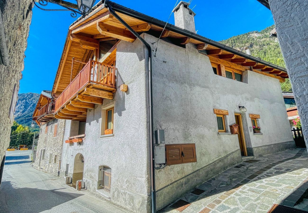 Appartamento a Bardonecchia - Appartamento Melezet 80 - Affitti Brevi Italia Appartamento a Bardonecchia - Appartamento Melezet 80 - Affitti Brevi Italia