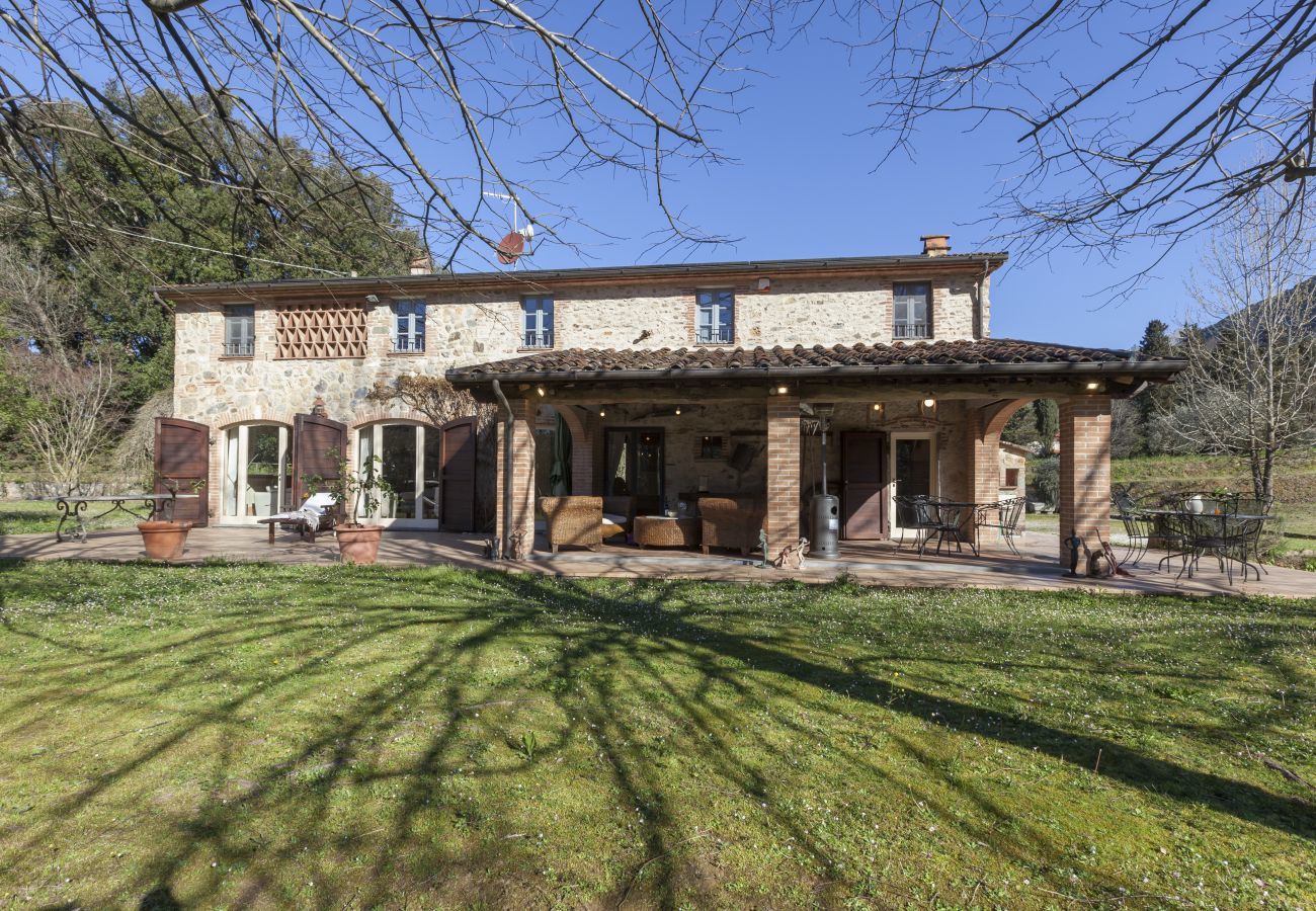 Villa a Camaiore - Villa Francesca - Affitti Brevi Italia Villa a Camaiore - Villa Francesca - Affitti Brevi Italia