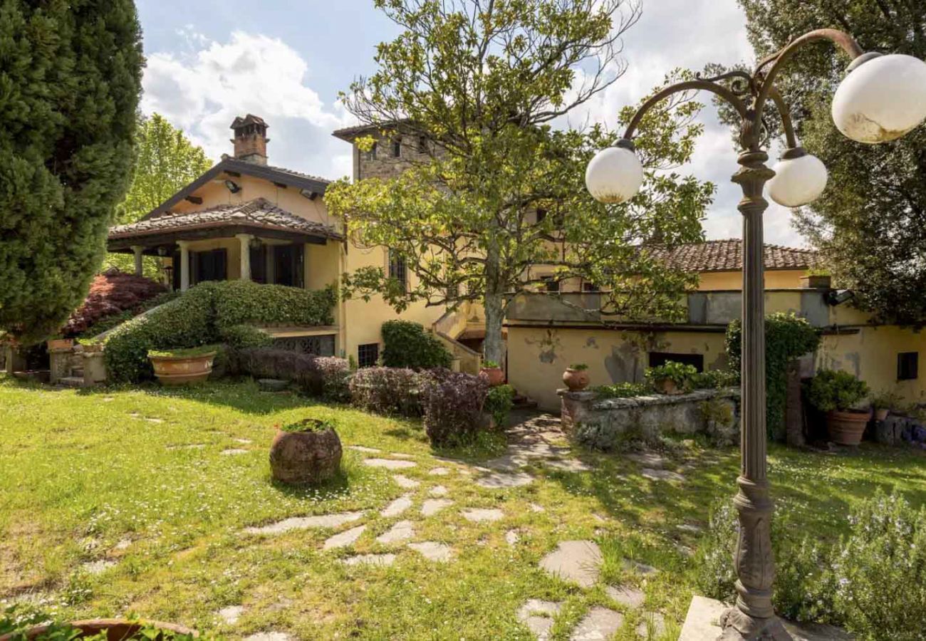 Villa a Vicchio - Torre Belcanto Mugello - Affitti Brevi Italia Villa a Vicchio - Torre Belcanto Mugello - Affitti Brevi Italia